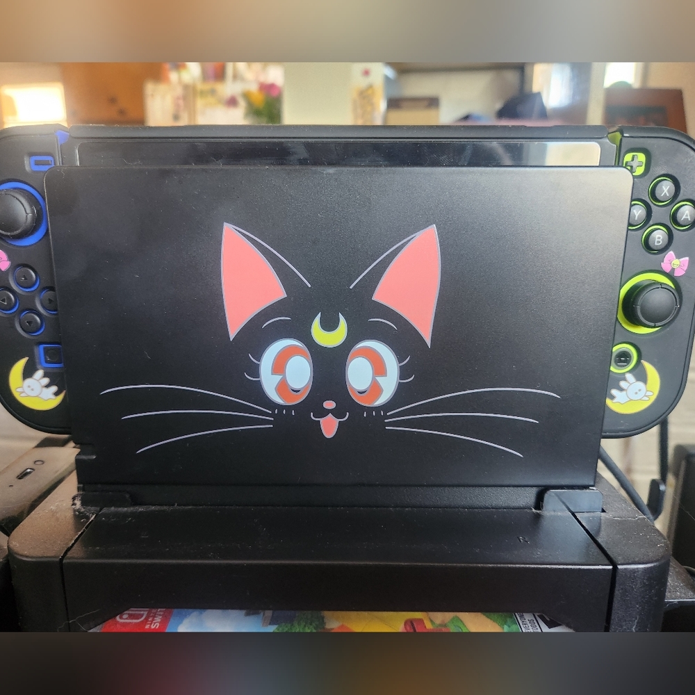 Nintendo Switch Sailor Moon Luna cover